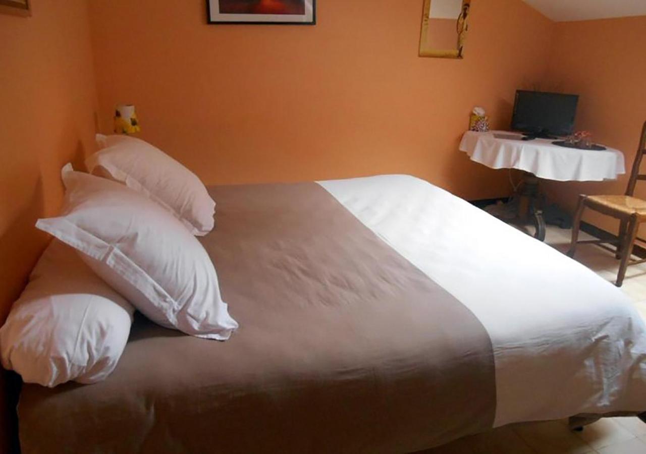Auberge De La Valette Saint-Izaire Eksteriør bilde